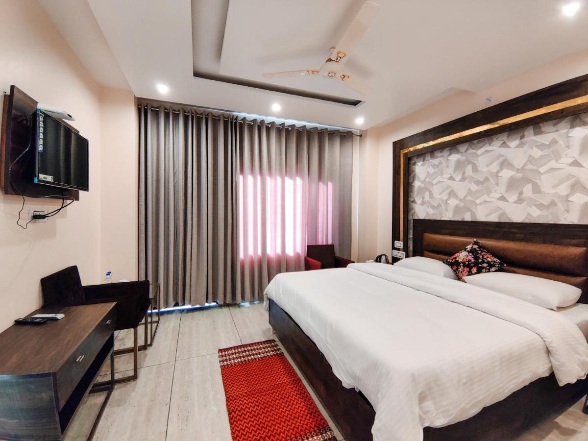 Golden Rock, Dharamshala - Am Hotel Kollection Exterior photo